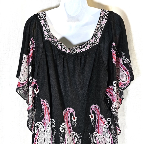 3/$20 Madison XL Square Neck Top - Picture 6 of 8